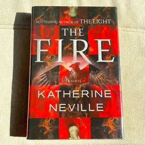 The Fire - Katherine Neville. Hardcover. Thriller. Fiction. Sequel to The Eight.